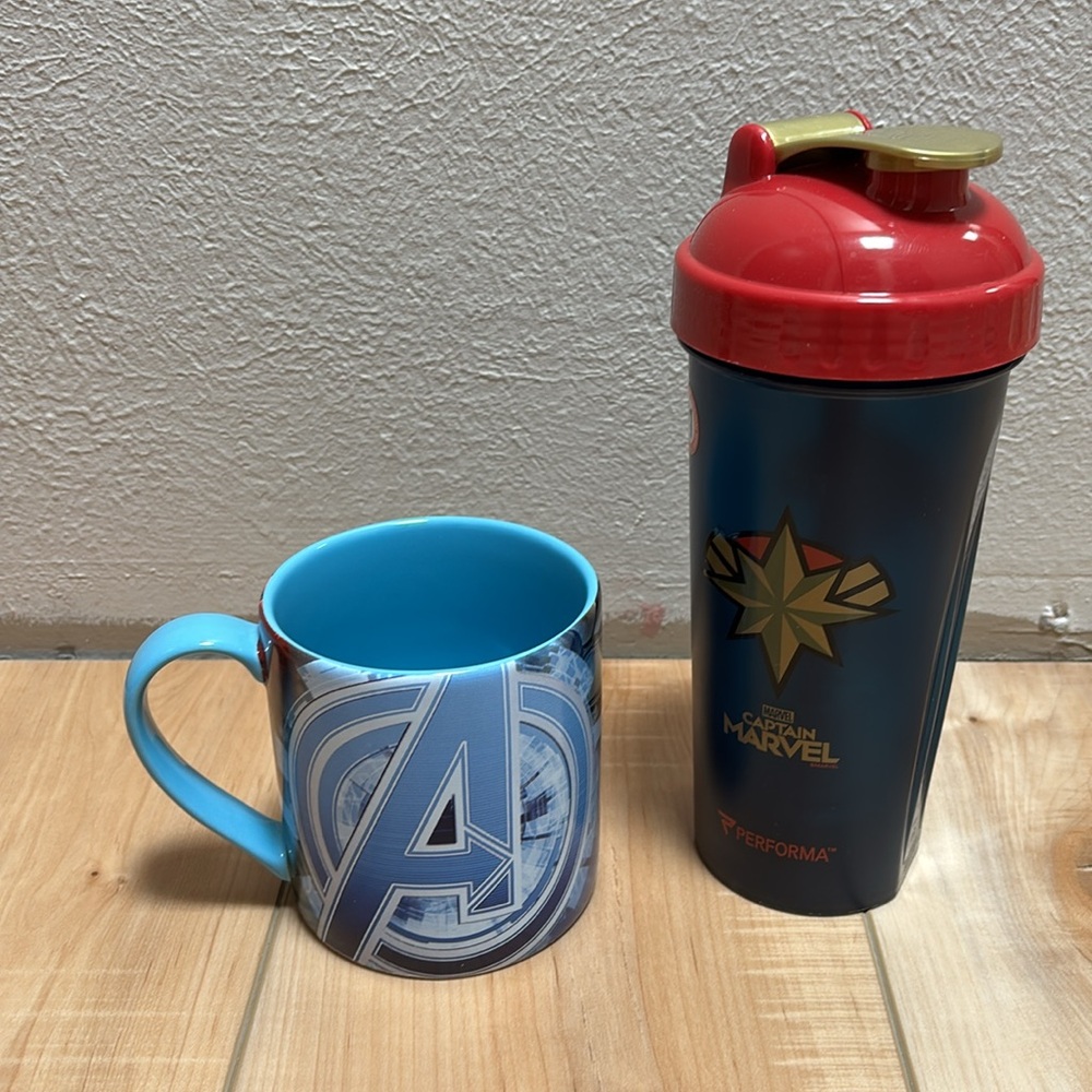 Marvel Captain Marvel “Marvel Collection Original Series” shaker bottle and mug.